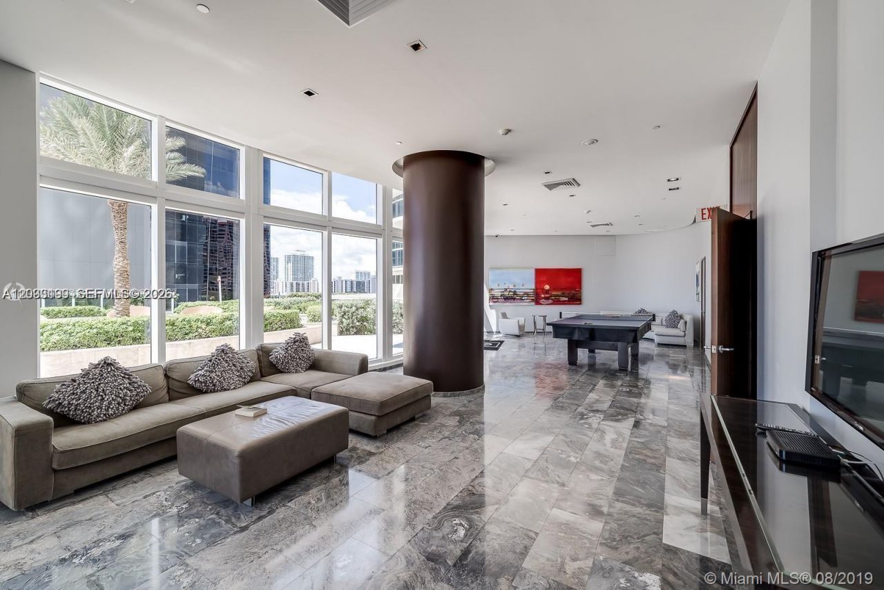 17201 Collins Ave, Unit 2209, Sunny Isles Beach, FL 33160 Photo