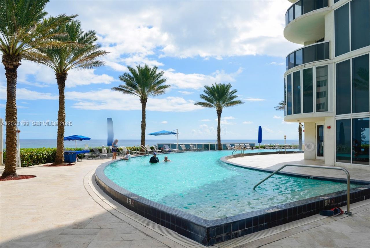 17201 Collins Ave, Unit 2209, Sunny Isles Beach, FL 33160 Photo