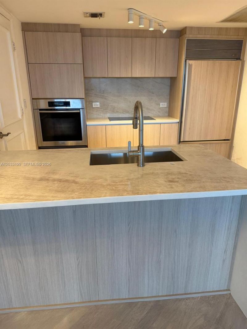 17201 Collins Ave , Unit 2209, Sunny Isles Beach, FL 33160 Photo