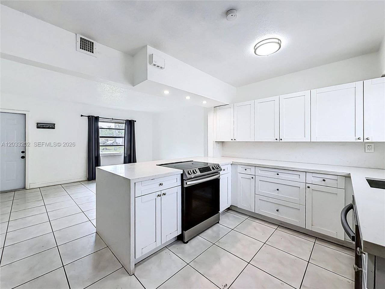 1838 Lauderdale Manor Dr , Fort Lauderdale, FL 33311 Photo