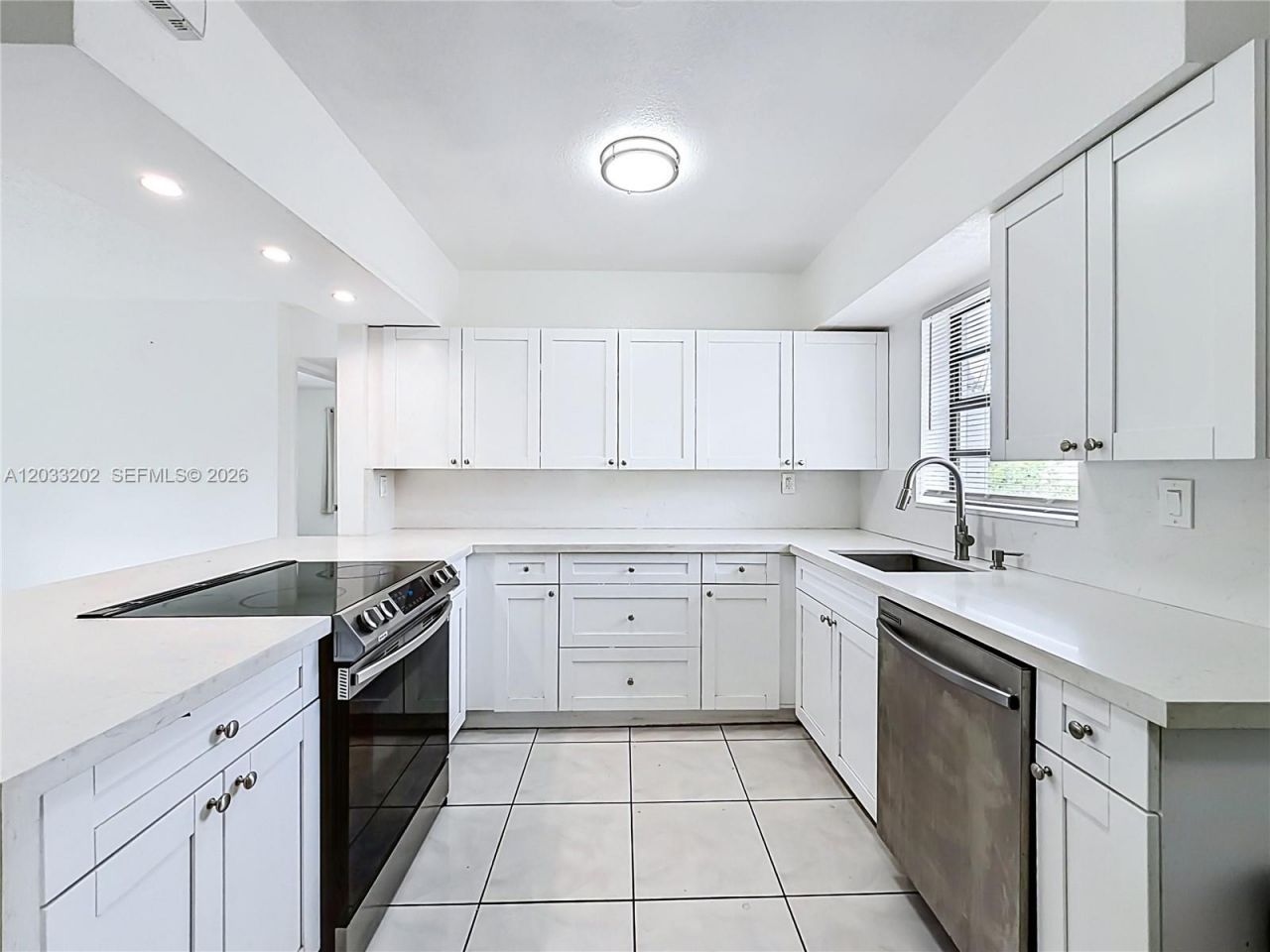 1838 Lauderdale Manor Dr , Fort Lauderdale, FL 33311 Photo