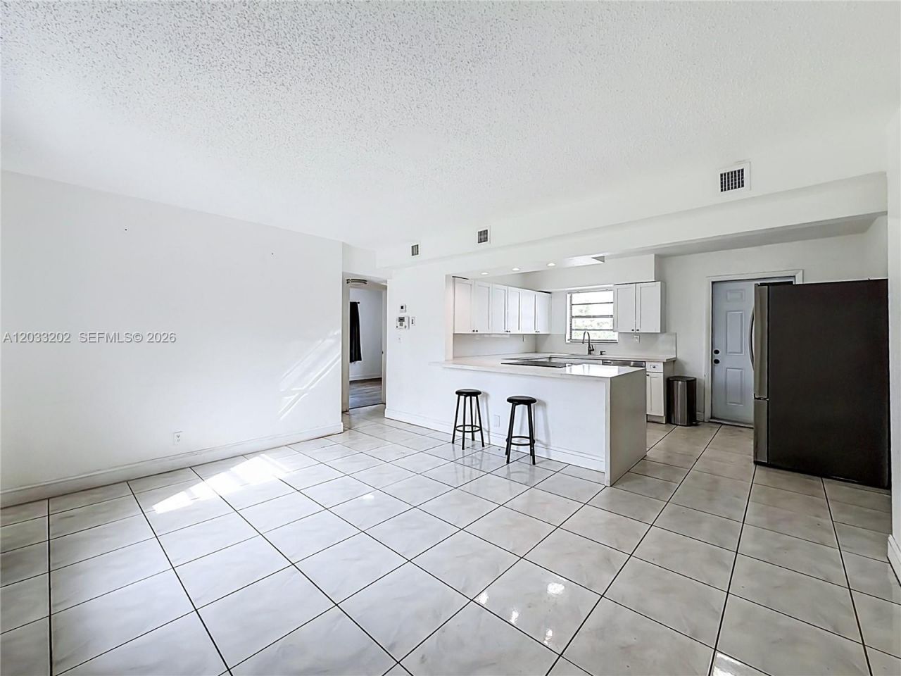 1838 Lauderdale Manor Dr , Fort Lauderdale, FL 33311 Photo