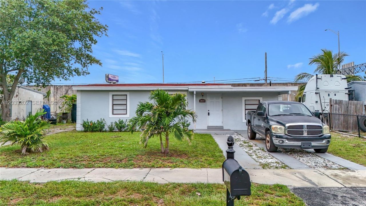 1838 Lauderdale Manor Dr , Fort Lauderdale, FL 33311 Photo