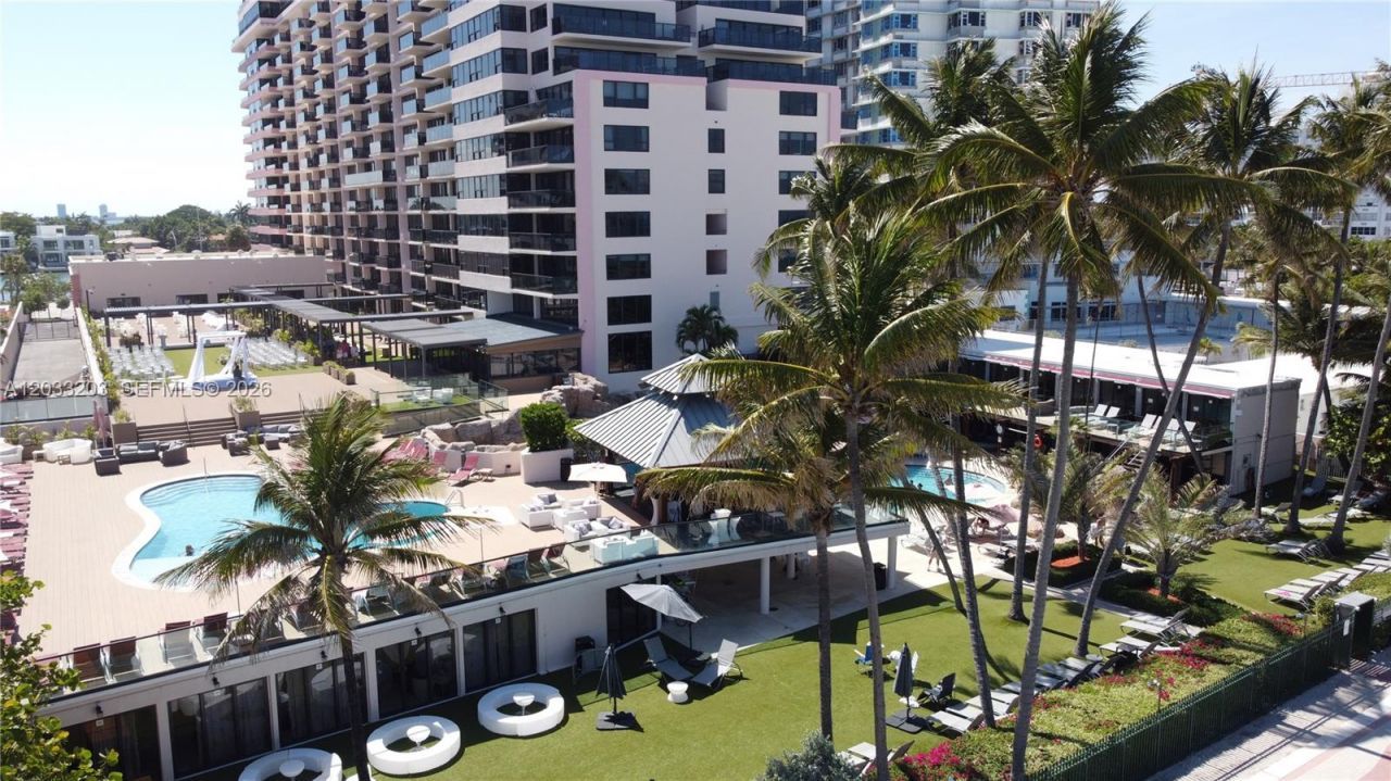 5225 Collins Ave , Unit 1204, Miami Beach, FL 33140 Photo