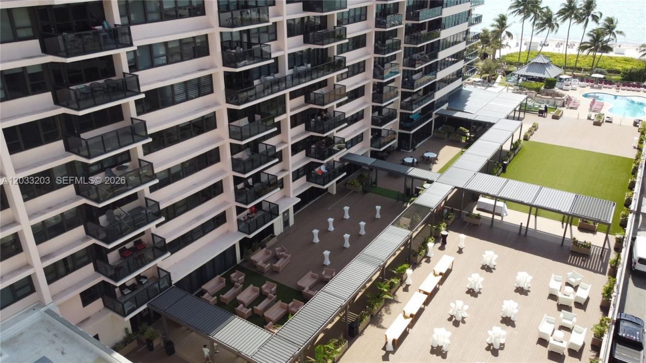 5225 Collins Ave , Unit 1204, Miami Beach, FL 33140 Photo