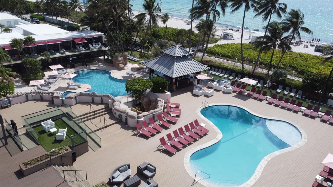 5225 Collins Ave , Unit 1204, Miami Beach, FL 33140 Photo