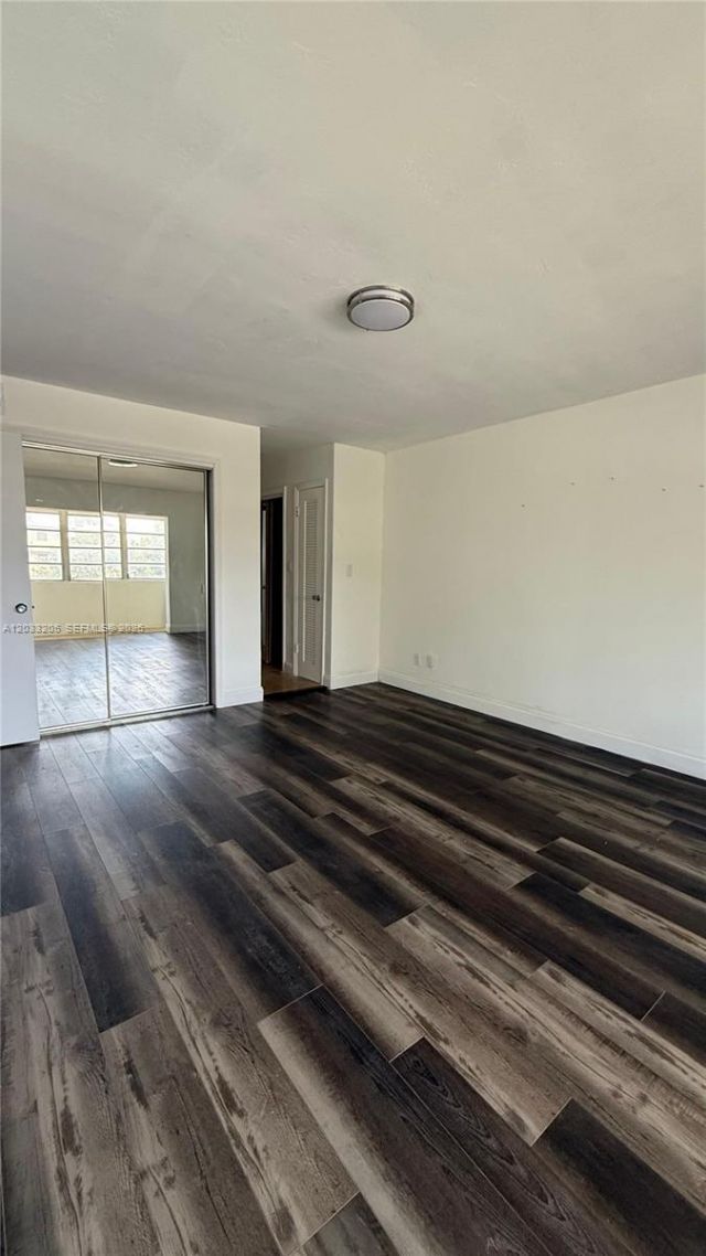 1400 NE 191st St , Unit 310, Miami, FL 33179 Photo