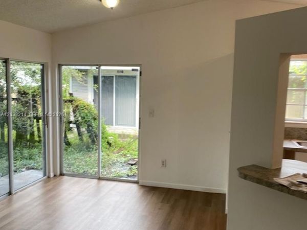9761 W Heather Ln , Miramar, FL 33025