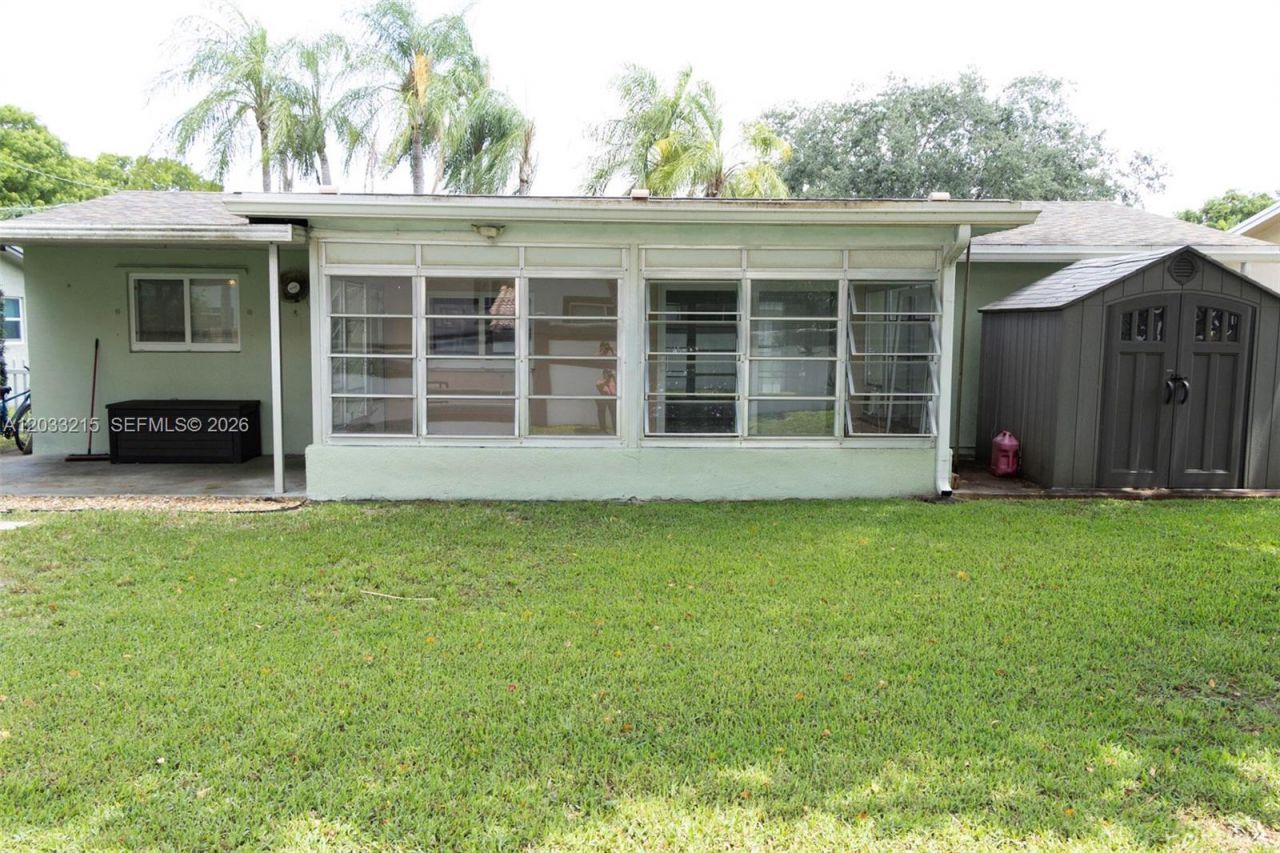 9880 NW 24th Pl , Sunrise, FL 33322 Photo