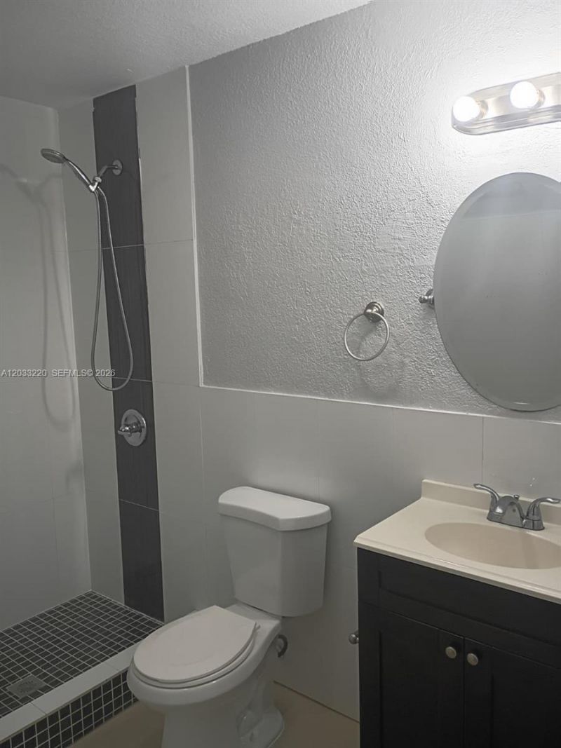 944 NW 51st St, Miami, FL 33127 Photo