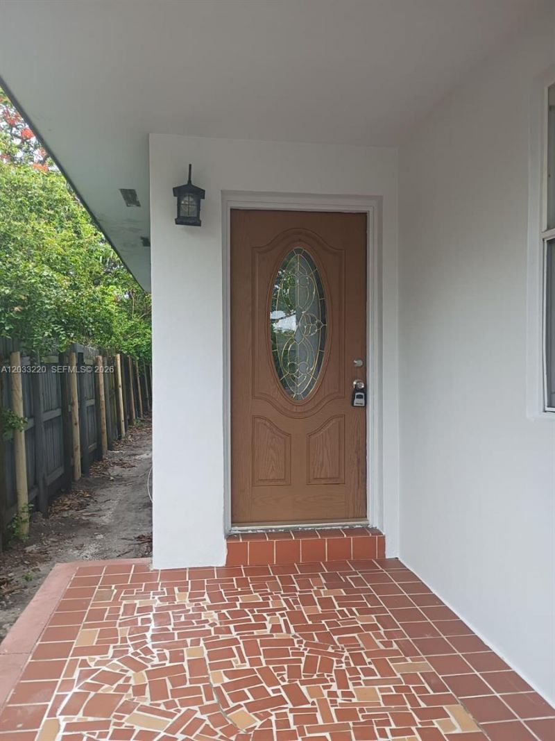 944 NW 51st St, Miami, FL 33127 Photo