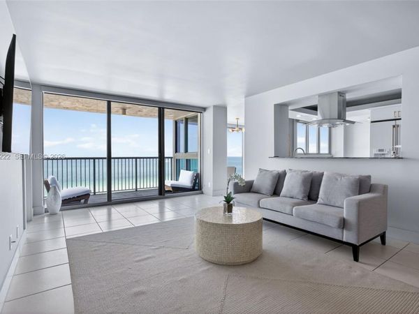 2655 Collins Ave , Unit 1512, Miami Beach, FL 33140