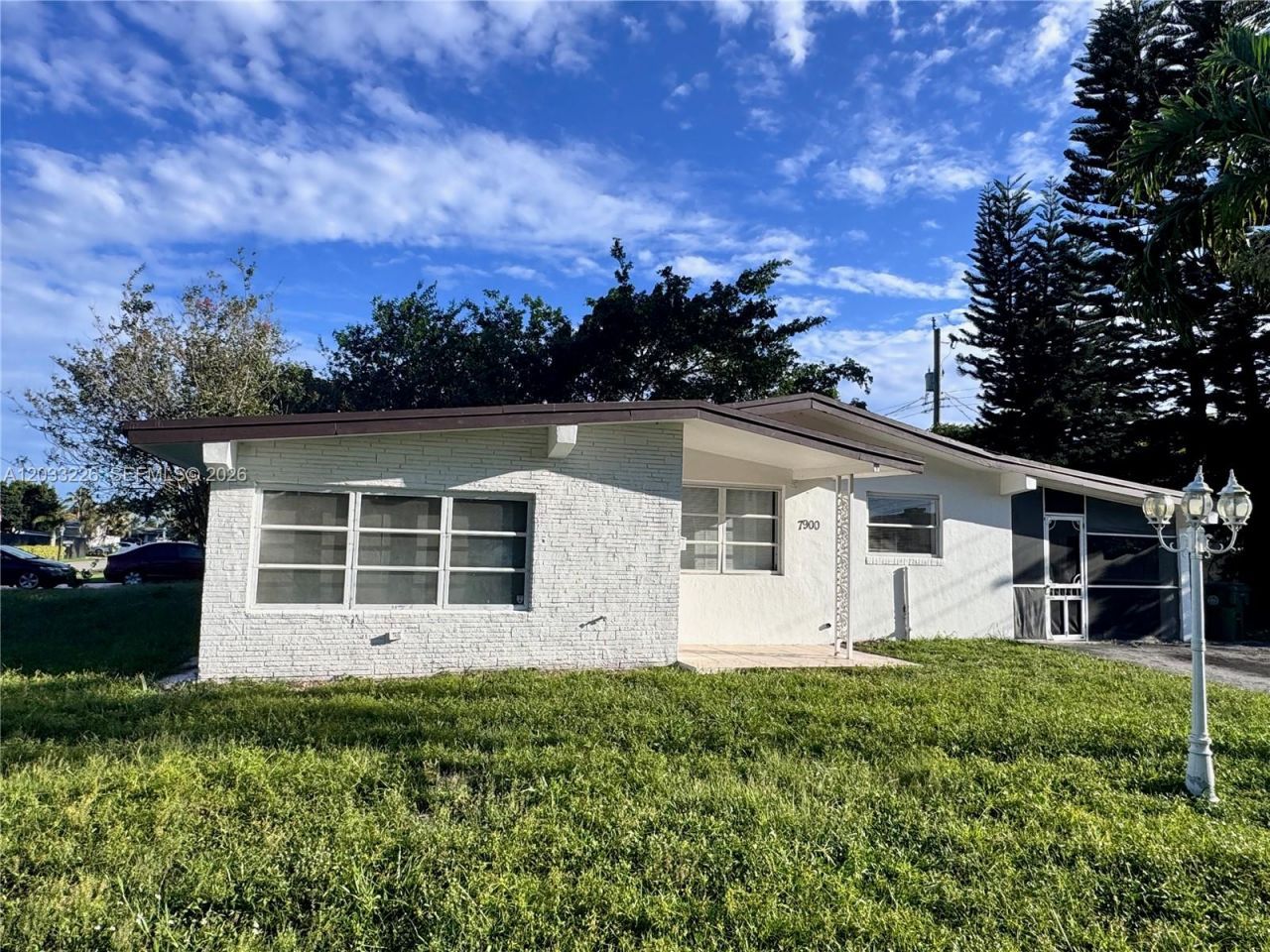 7900 NW 16th St , Pembroke Pines, FL 33024 Photo