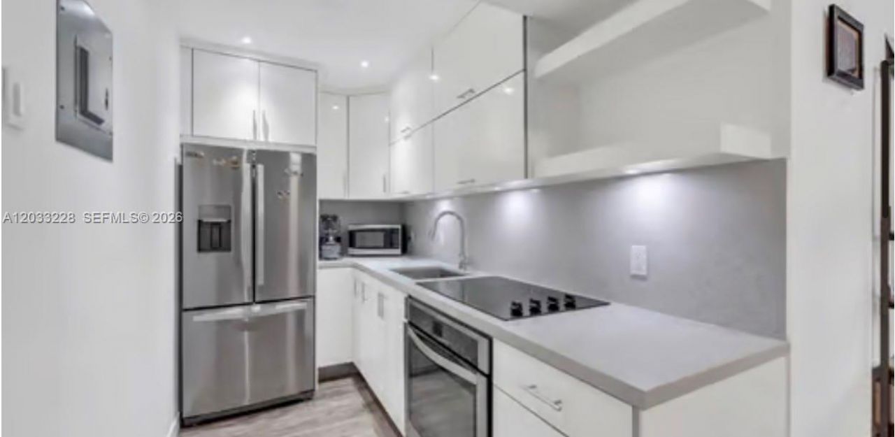4841 NW 7th St , Unit 303-4, Miami, FL 33126 Photo