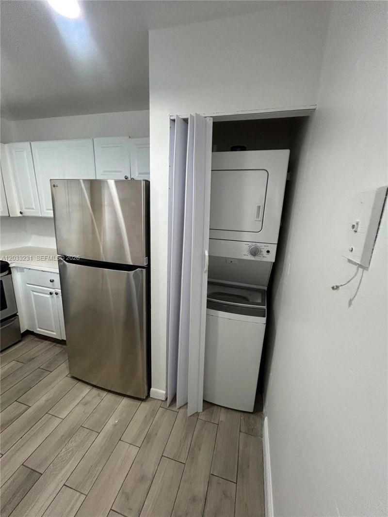 10284 NW 9th St Cir, Unit 204, Miami, FL 33172 Photo