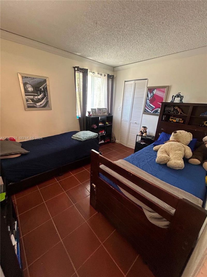 10284 NW 9th St Cir , Unit 204, Miami, FL 33172 Photo