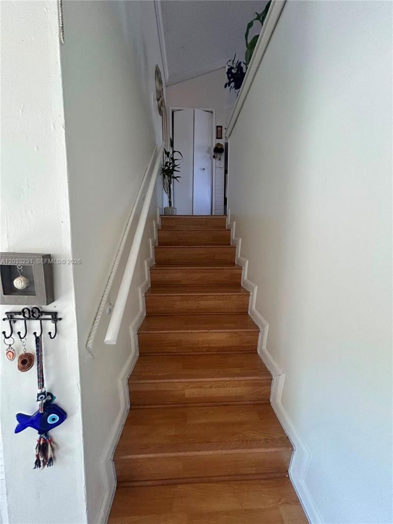 10284 NW 9th St Cir, Unit 204, Miami, FL 33172 Photo