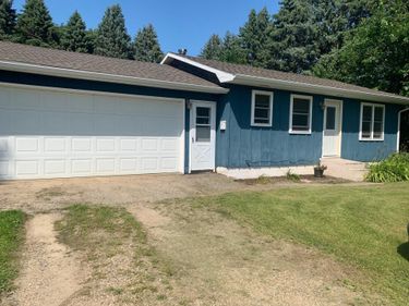 748-750 30th Avenue NW, Willmar, MN 56201