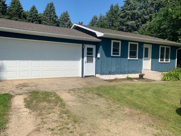 748-750 30th Avenue NW, Willmar, MN 56201