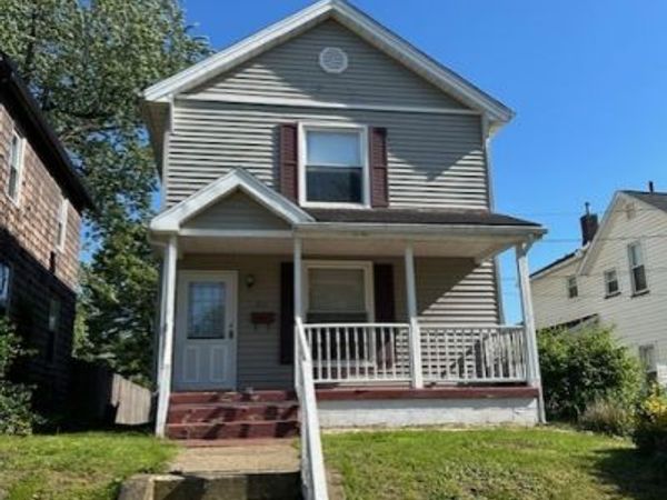 611 W RIDGE AVE, Sharpsville, PA 16150