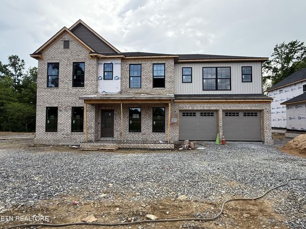 1635 Harvey Rd, Lenoir City, TN 37772