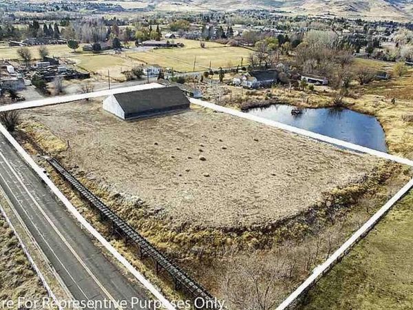 1615 W Huffaker Lane, Reno, NV 89511
