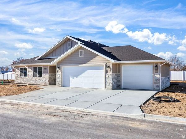 327 N 3250 W, Unit 13, West Point, UT 84015