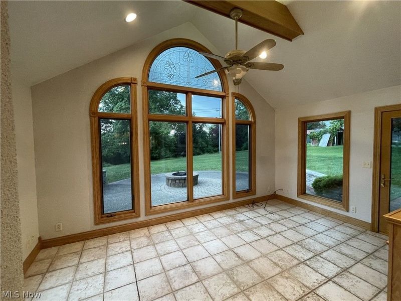 110 Sunrise Drive, Byesville, OH 43723 Photo 4