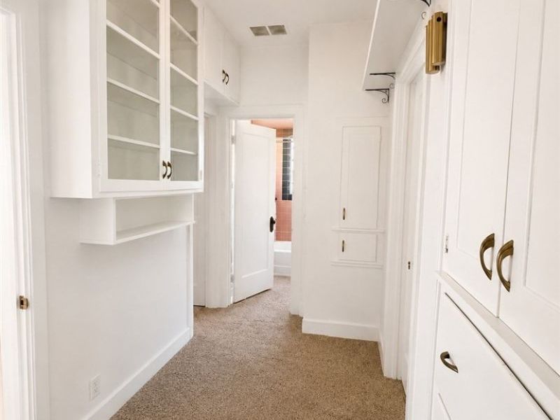 578 SE Oak Knoll Avenue SE, Warren, OH 44483 Photo 10