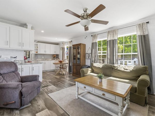 11 Daisy Drive, Pittsfield, NH 03263