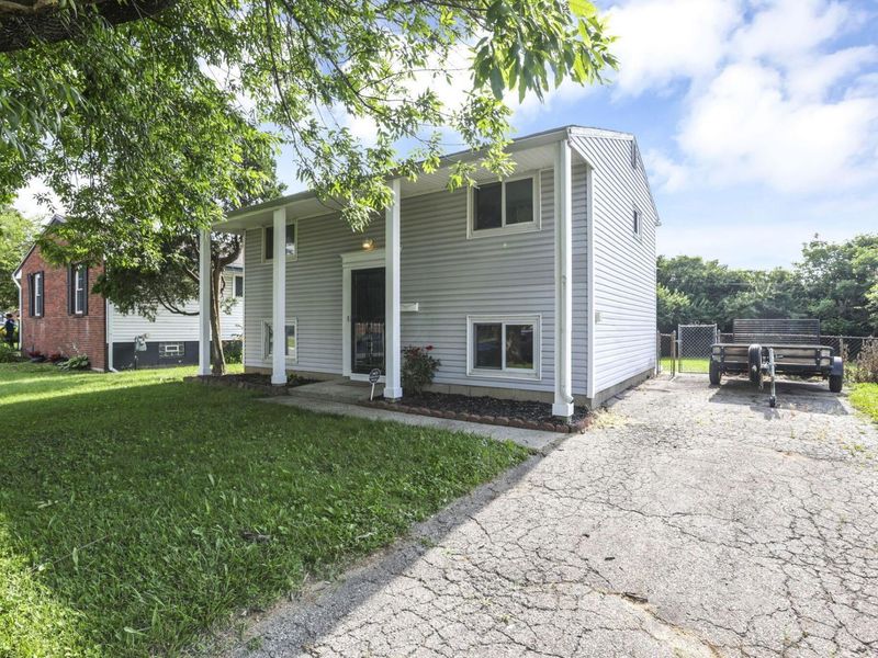 3184 Weirton Drive, Columbus, OH 43207 Photo 2