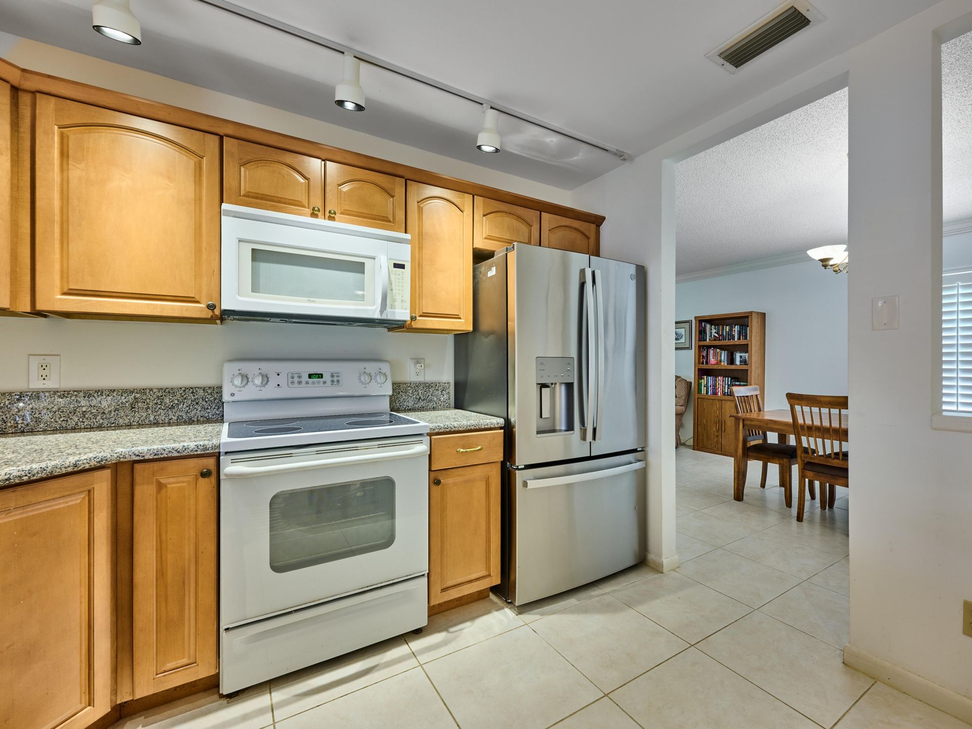 9901 SE Little Club Way N, Tequesta, FL 33469 Photo