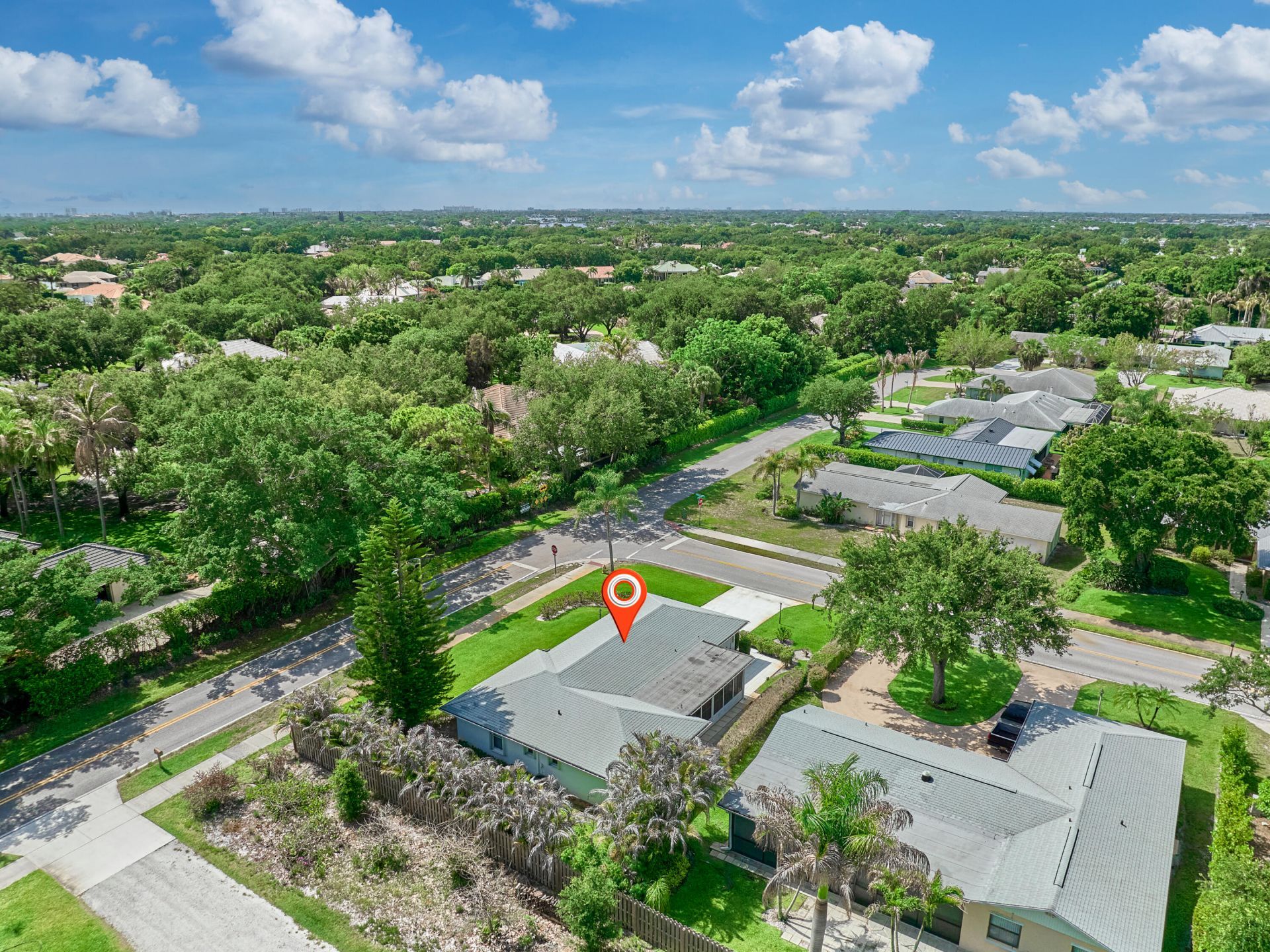 9901 SE Little Club Way N, Tequesta, FL 33469 Photo