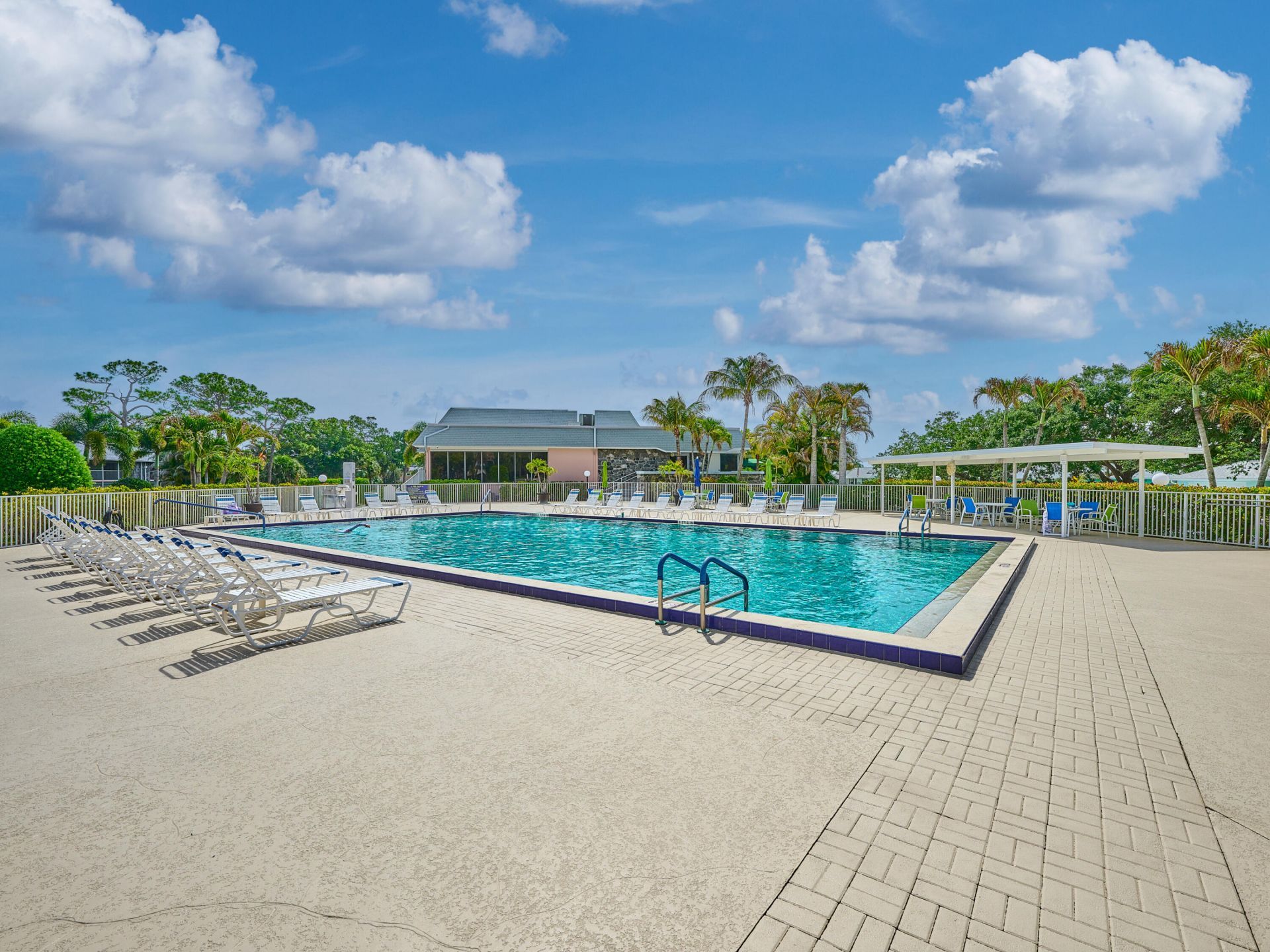 9901 SE Little Club Way N, Tequesta, FL 33469 Photo
