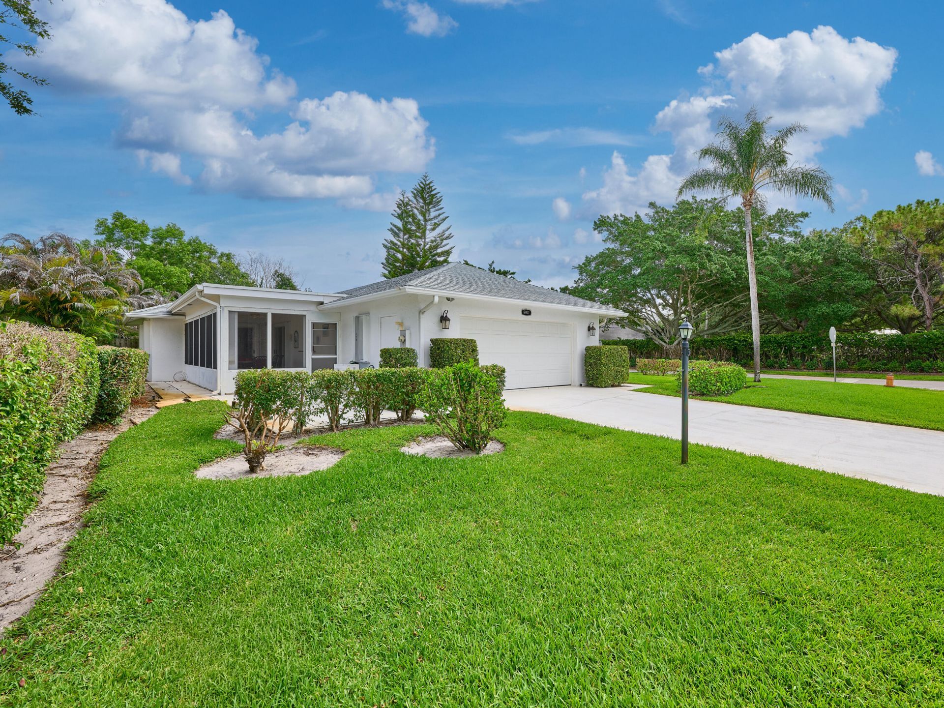 9901 SE Little Club Way N, Tequesta, FL 33469 Photo