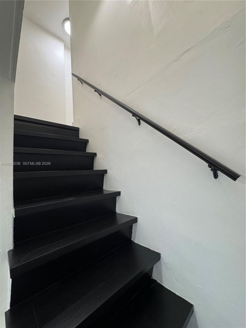 3011 SW 1st Ave , Unit 6, Miami, FL 33129 Photo
