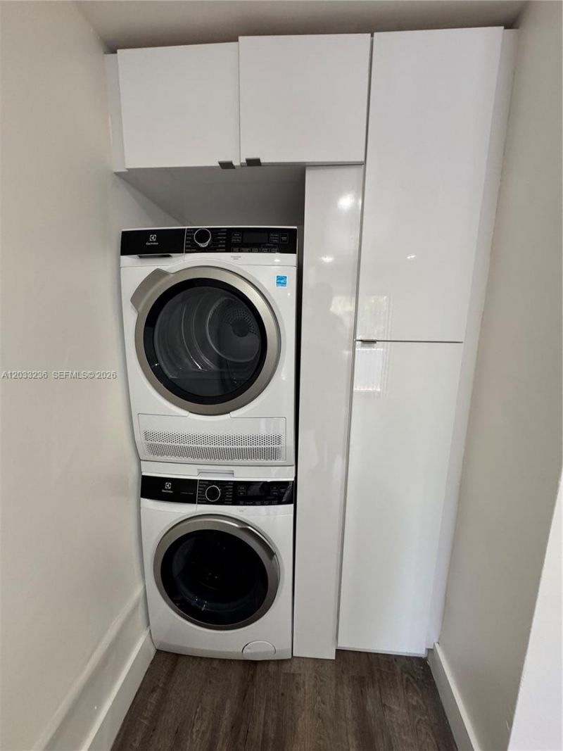 3011 SW 1st Ave , Unit 6, Miami, FL 33129 Photo