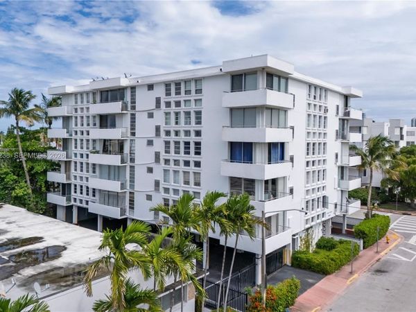 8001 Byron Ave , Unit 3C, Miami Beach, FL 33141