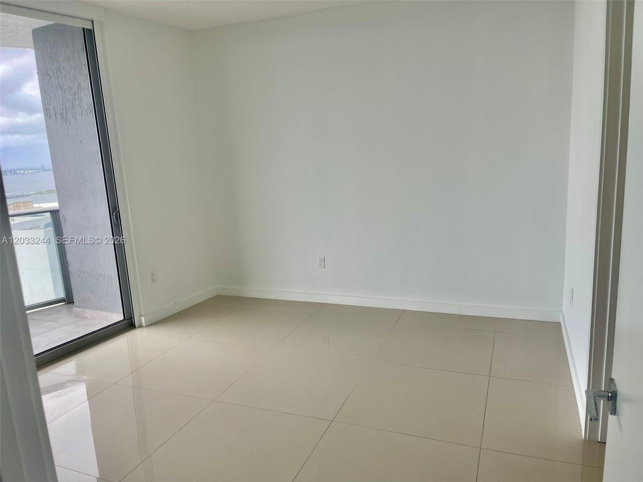 488 NE 18th St , Unit 4403, Miami, FL 33132 Photo