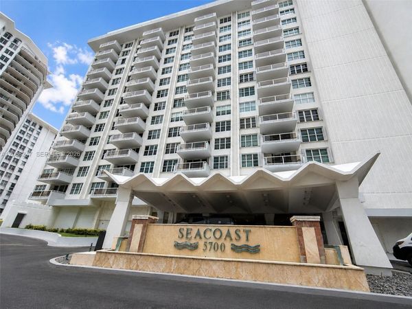 5700 Collins Ave , Unit 3A, Miami Beach, FL 33140