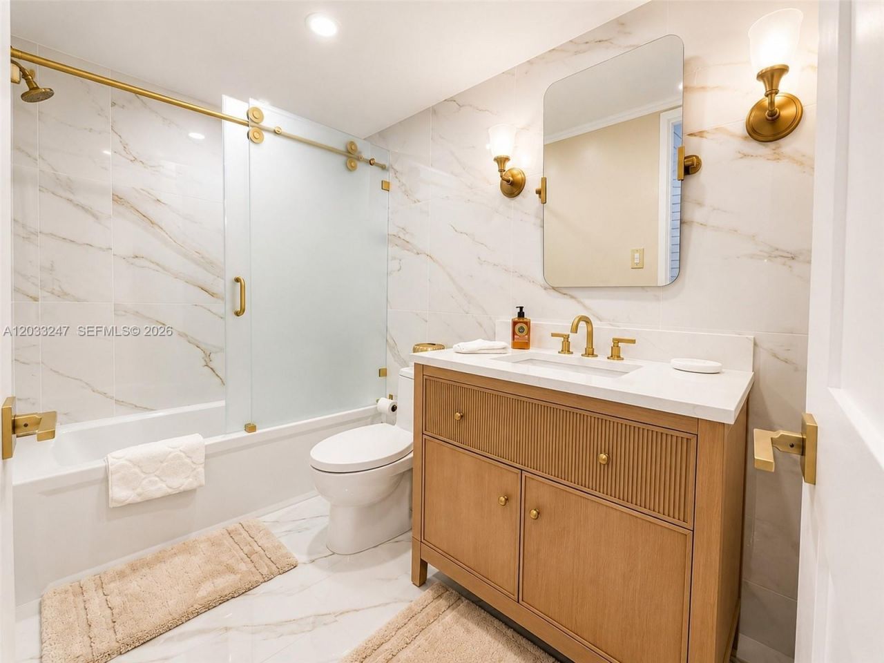 5700 Collins Ave , Unit 3A, Miami Beach, FL 33140 Photo