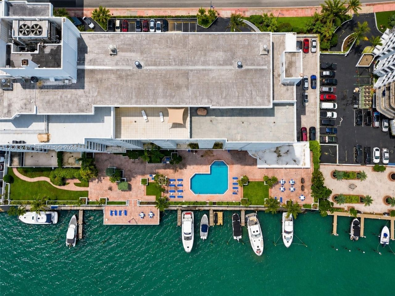 5700 Collins Ave , Unit 3A, Miami Beach, FL 33140 Photo