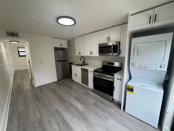 3011 SW 1st Ave, Unit 9, Miami, FL 33129