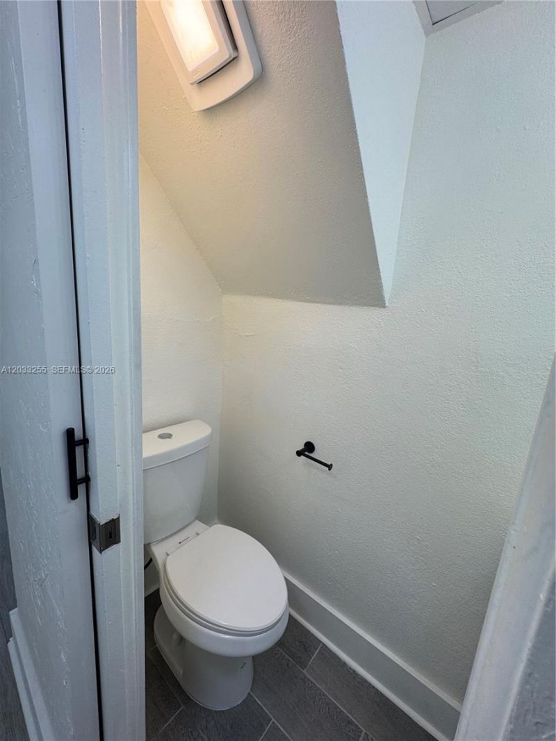 3011 SW 1st Ave, Unit 9, Miami, FL 33129 Photo