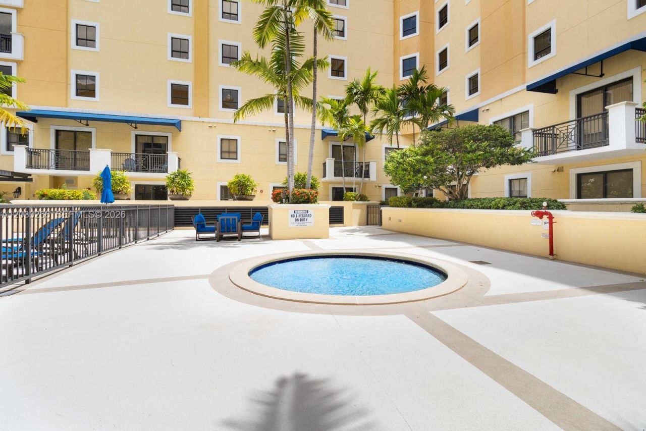 8395 SW 73rd Ave , Unit 503, Miami, FL 33143 Photo