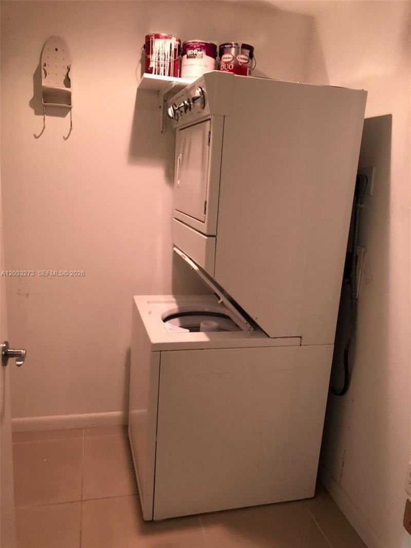253 NE 2nd St , Unit 509, Miami, FL 33132 Photo
