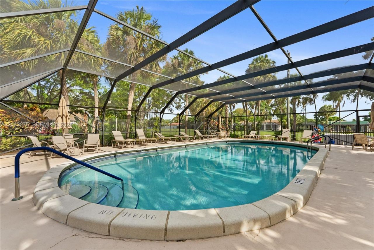 4148 N Palm Forest Dr N , Delray Beach, FL 33445 Photo