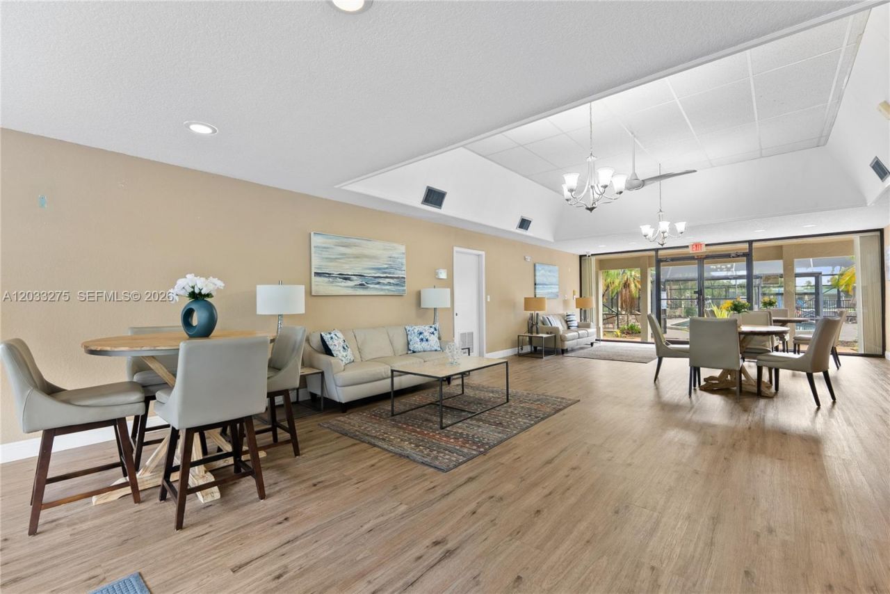 4148 N Palm Forest Dr N , Delray Beach, FL 33445 Photo