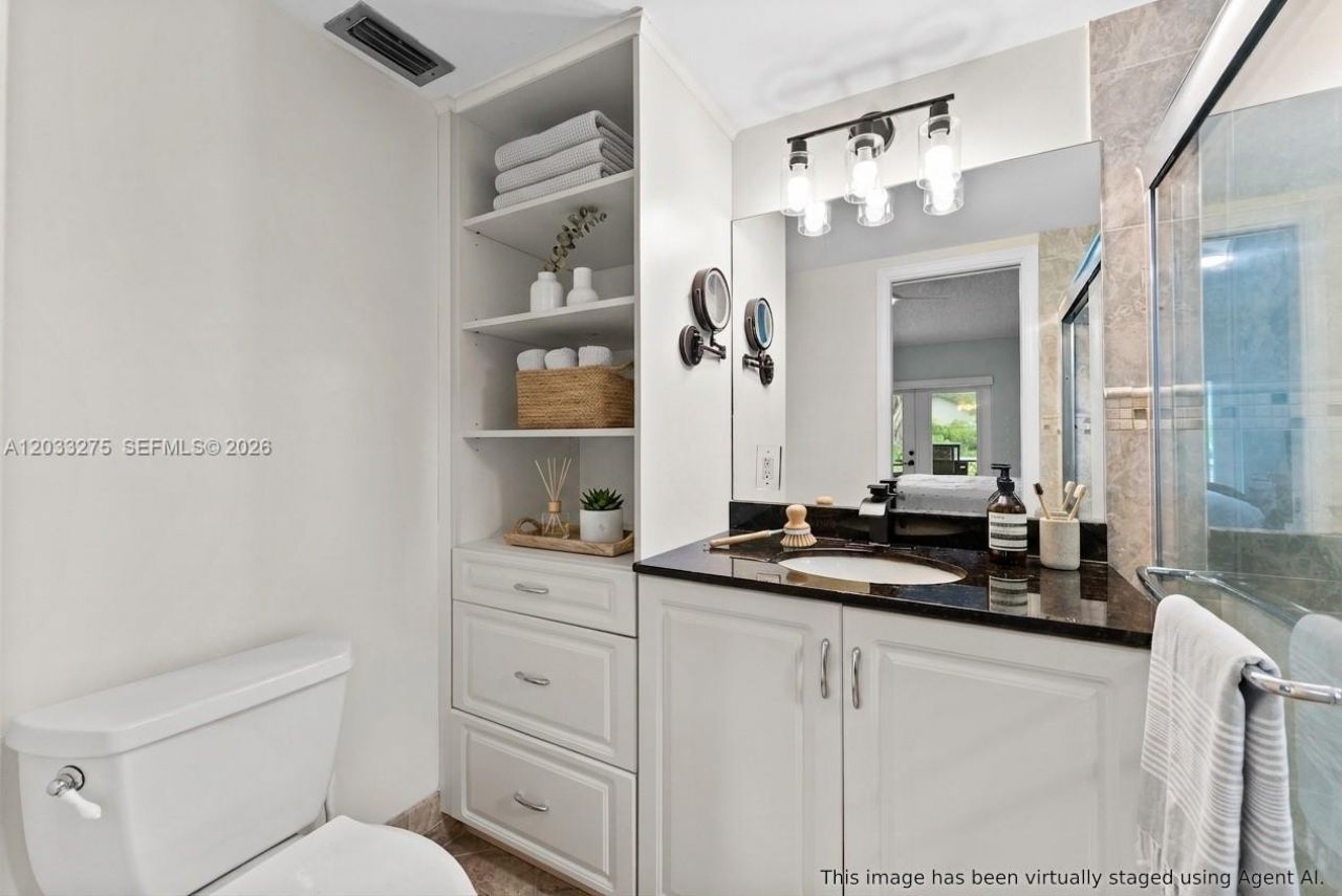 4148 N Palm Forest Dr N , Delray Beach, FL 33445 Photo