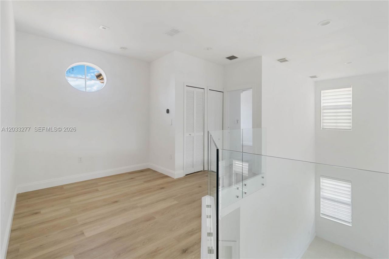 8551 NW 110th Ave , Unit 8551, Doral, FL 33178 Photo